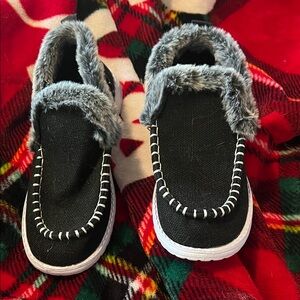 Cozy Black and Gray Shoes